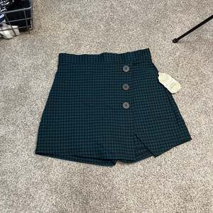 New! Altar'd State Teal Plaid Skort size
